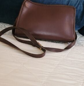Vintage Coach 9814 Brown Leather Sutton Crossbody Bag